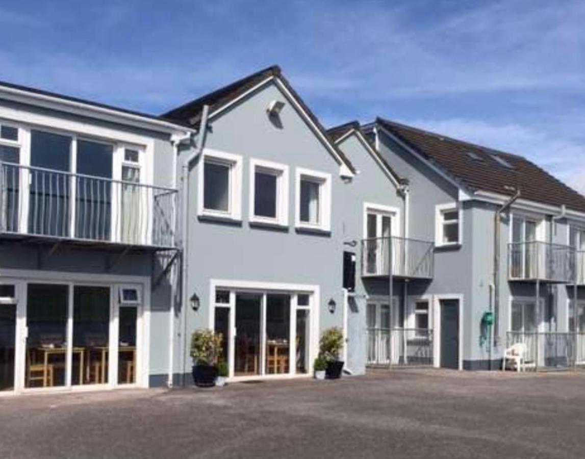 Dingle Harbour Nights Exterior foto
